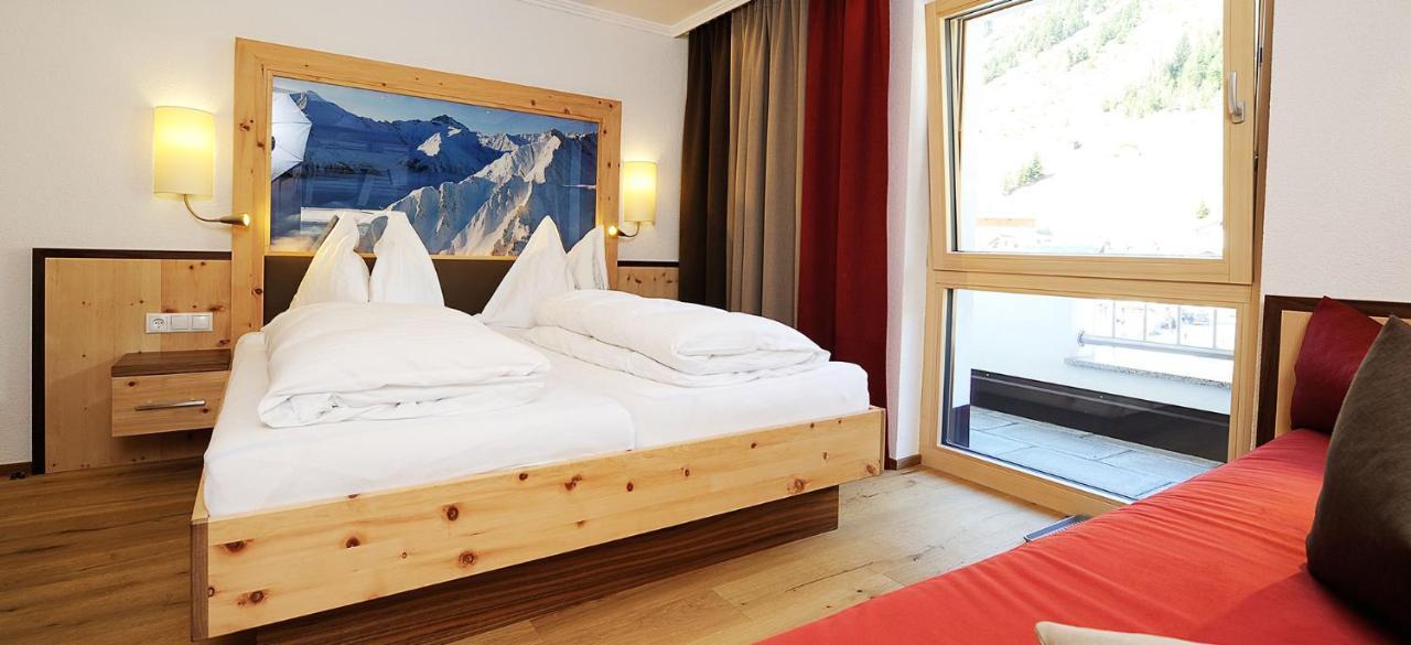 Hotel Kristall B&B Ισγκλ Εξωτερικό φωτογραφία