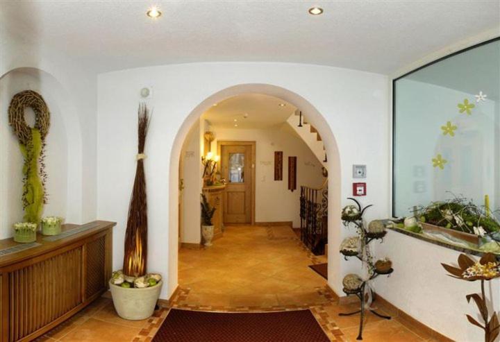Hotel Kristall B&B Ισγκλ Εξωτερικό φωτογραφία