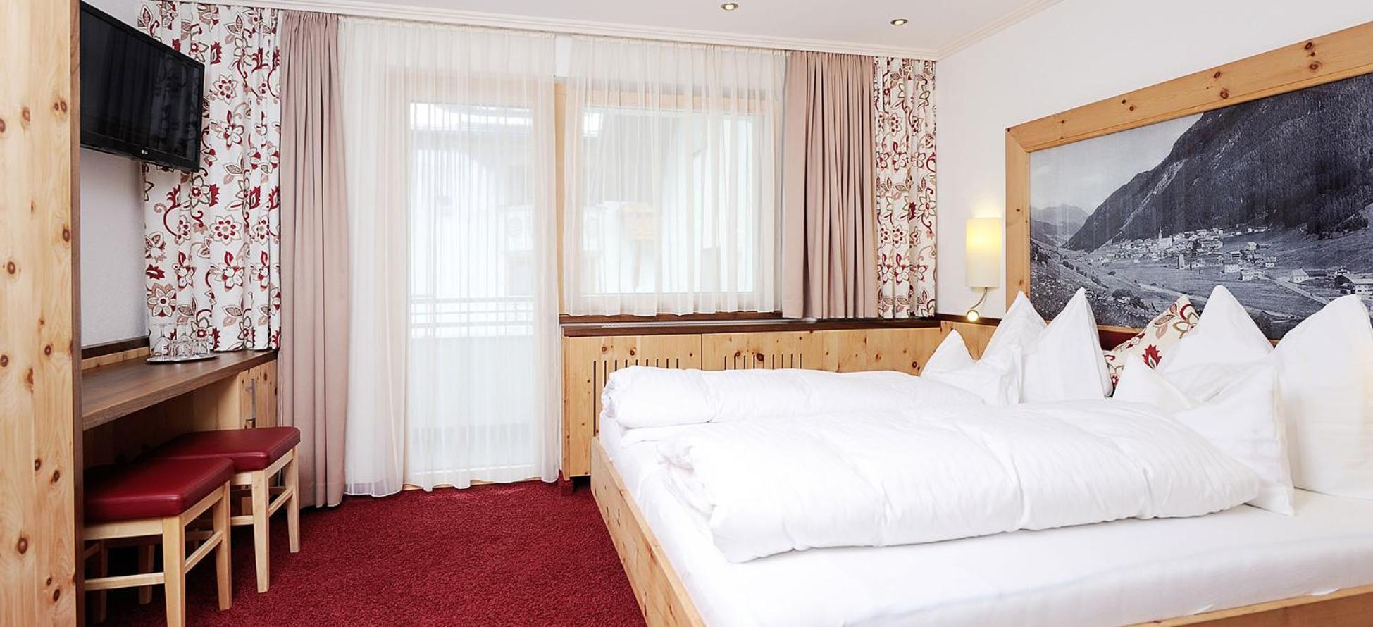 Hotel Kristall B&B Ισγκλ Εξωτερικό φωτογραφία
