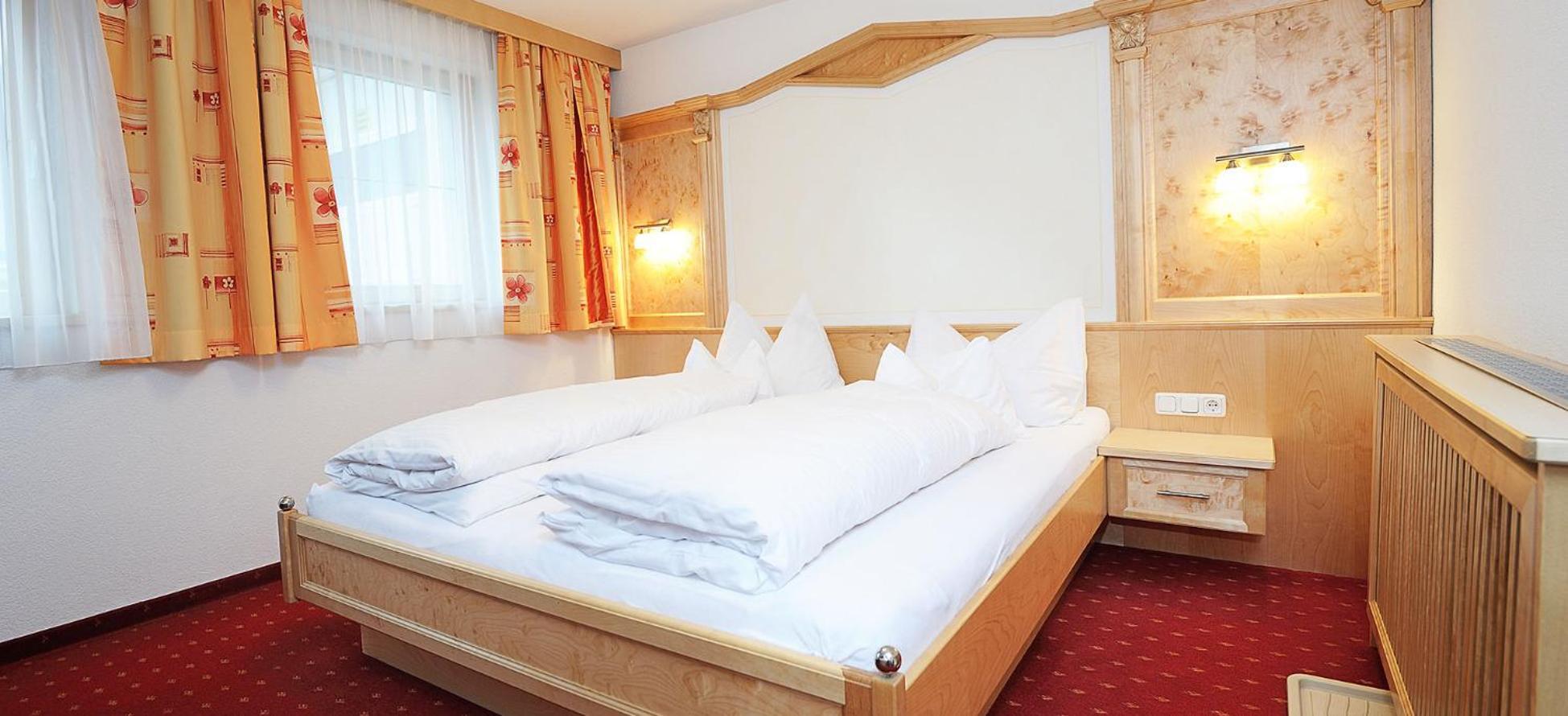 Hotel Kristall B&B Ισγκλ Εξωτερικό φωτογραφία