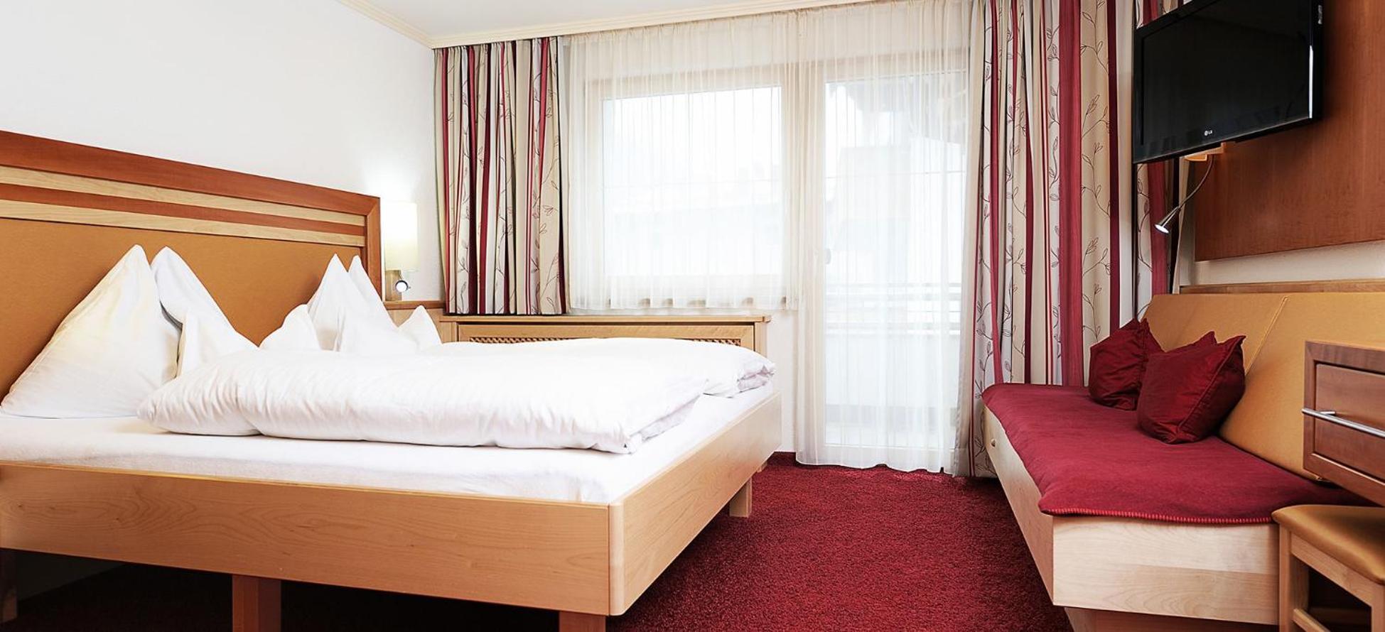 Hotel Kristall B&B Ισγκλ Εξωτερικό φωτογραφία